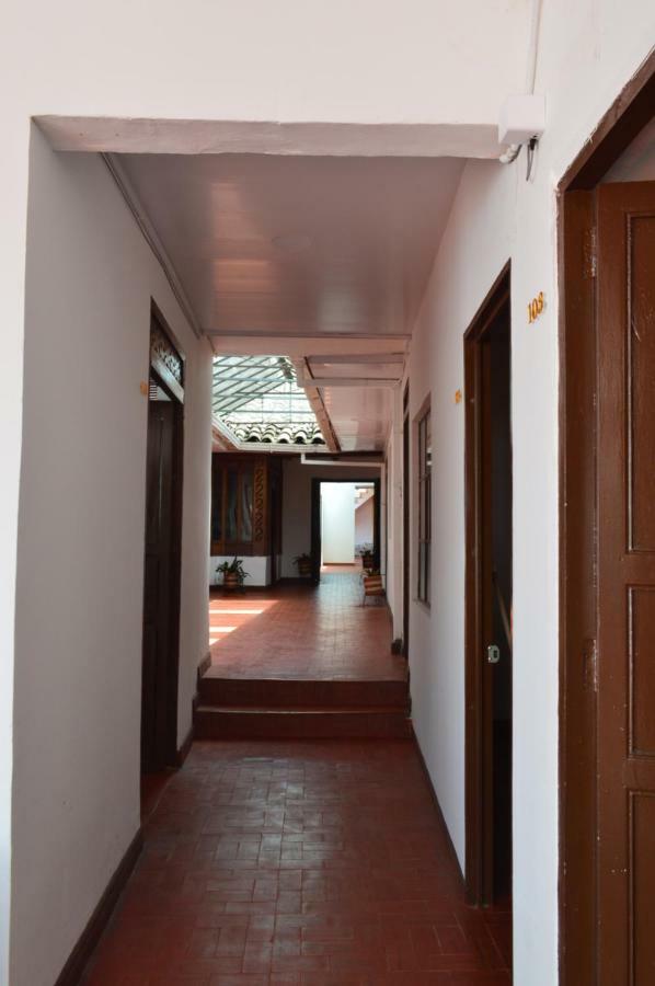 hostel el jardin Popayán Buitenkant foto